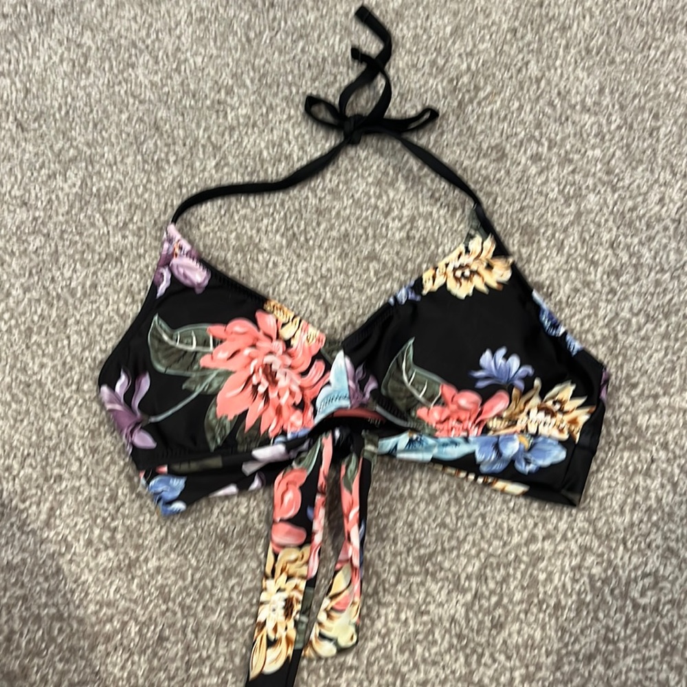 Kona Sol Floral Bikini Top